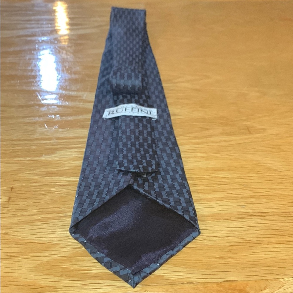 Sophisticated Black and Gray Textured Tie